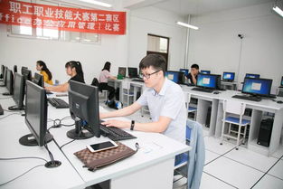 大慶市2019年度十行業(yè)百工種職工技能大賽第二賽區(qū)計算機應(yīng)用技能大賽暨技術(shù)開發(fā)論壇圓滿落幕